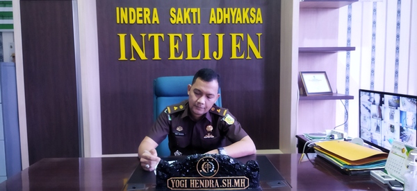 Kasi Intelijen Kejari Rohil, Yogi Hendra SH, MH. 